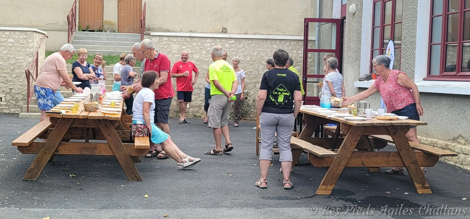Les tables sont vite prêtes !