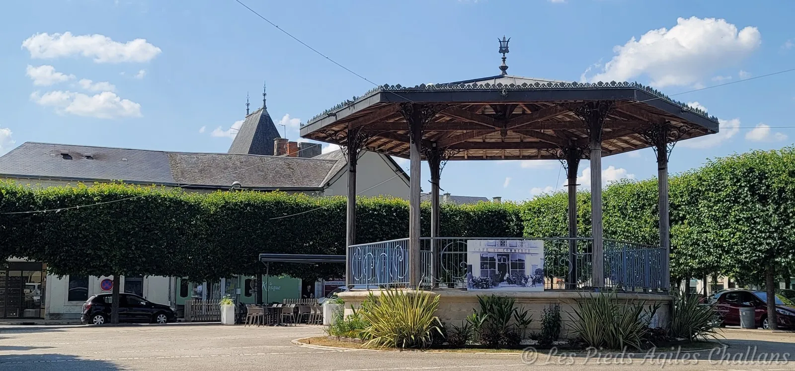 petite halte dans le centre pour un raffraîchissement . . . .