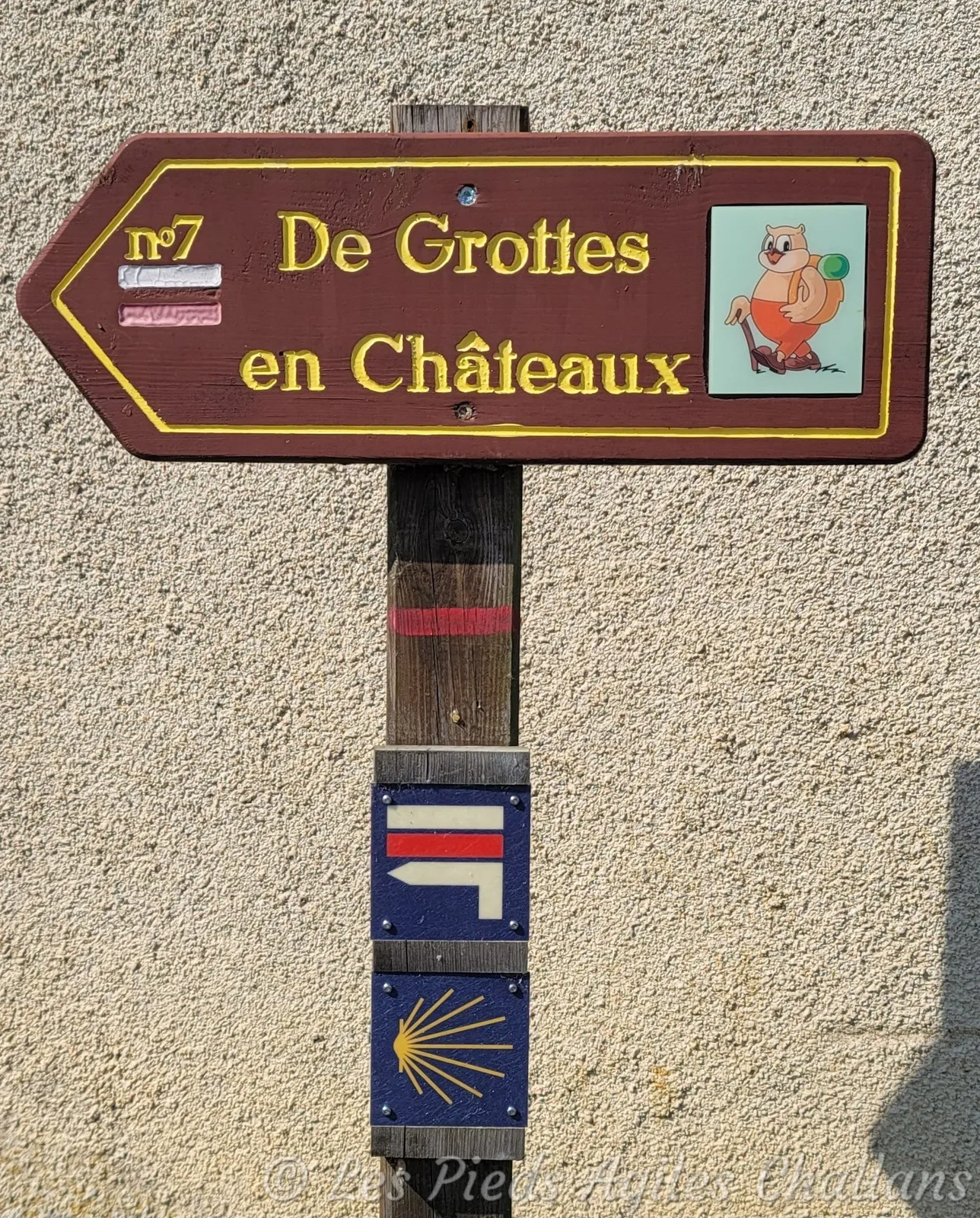 De Grottes en Châteaux